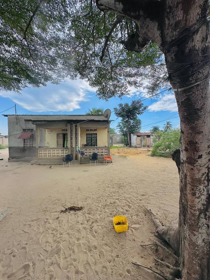 Maison e à vendre à Muanda - vue 2